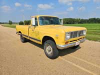 1972 IH 1210 Camper Special