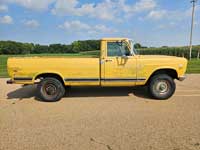 1972 IH 1210 Camper Special